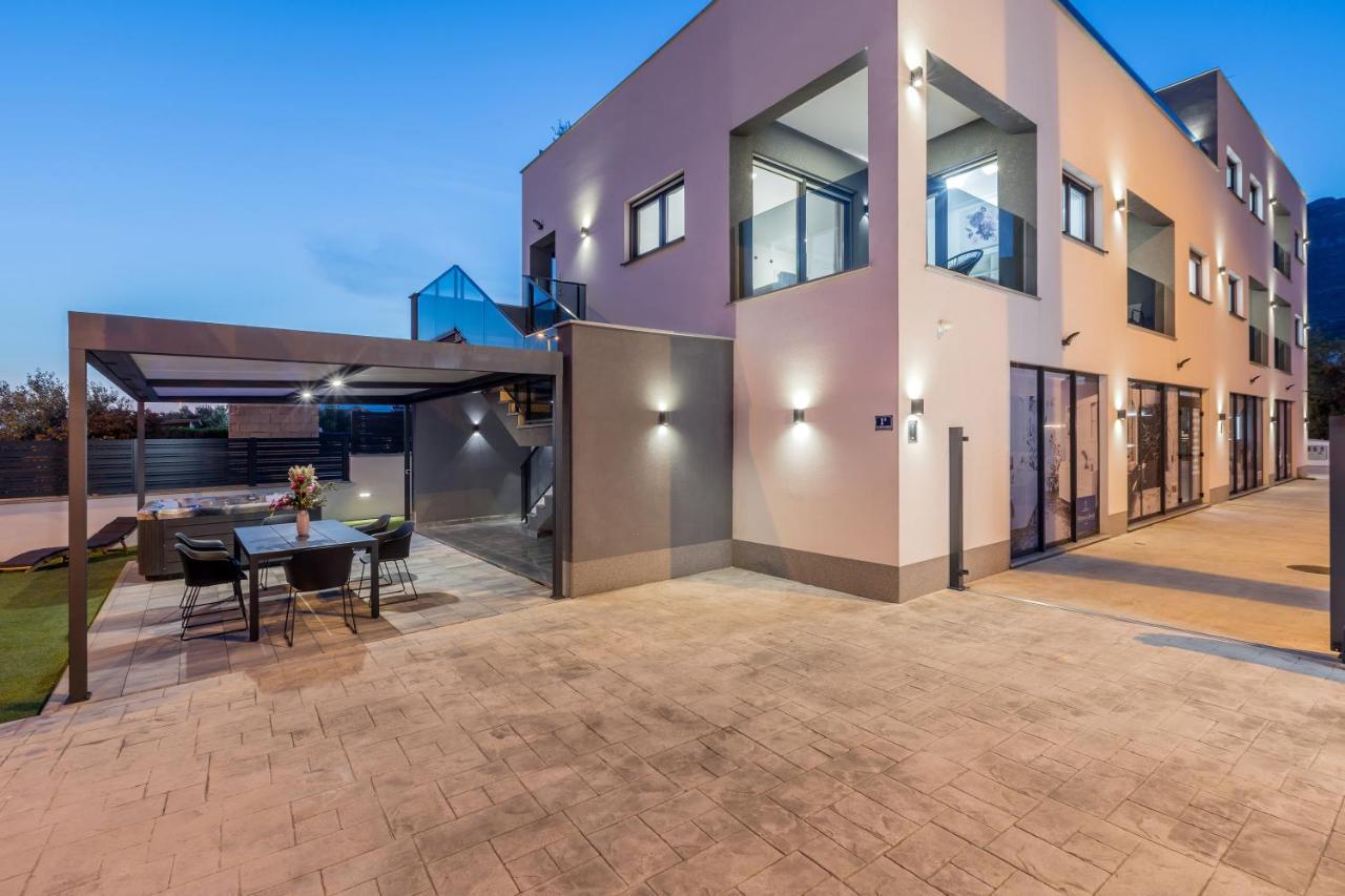 Luxury Apartments Katarina Kaštela 外观 照片