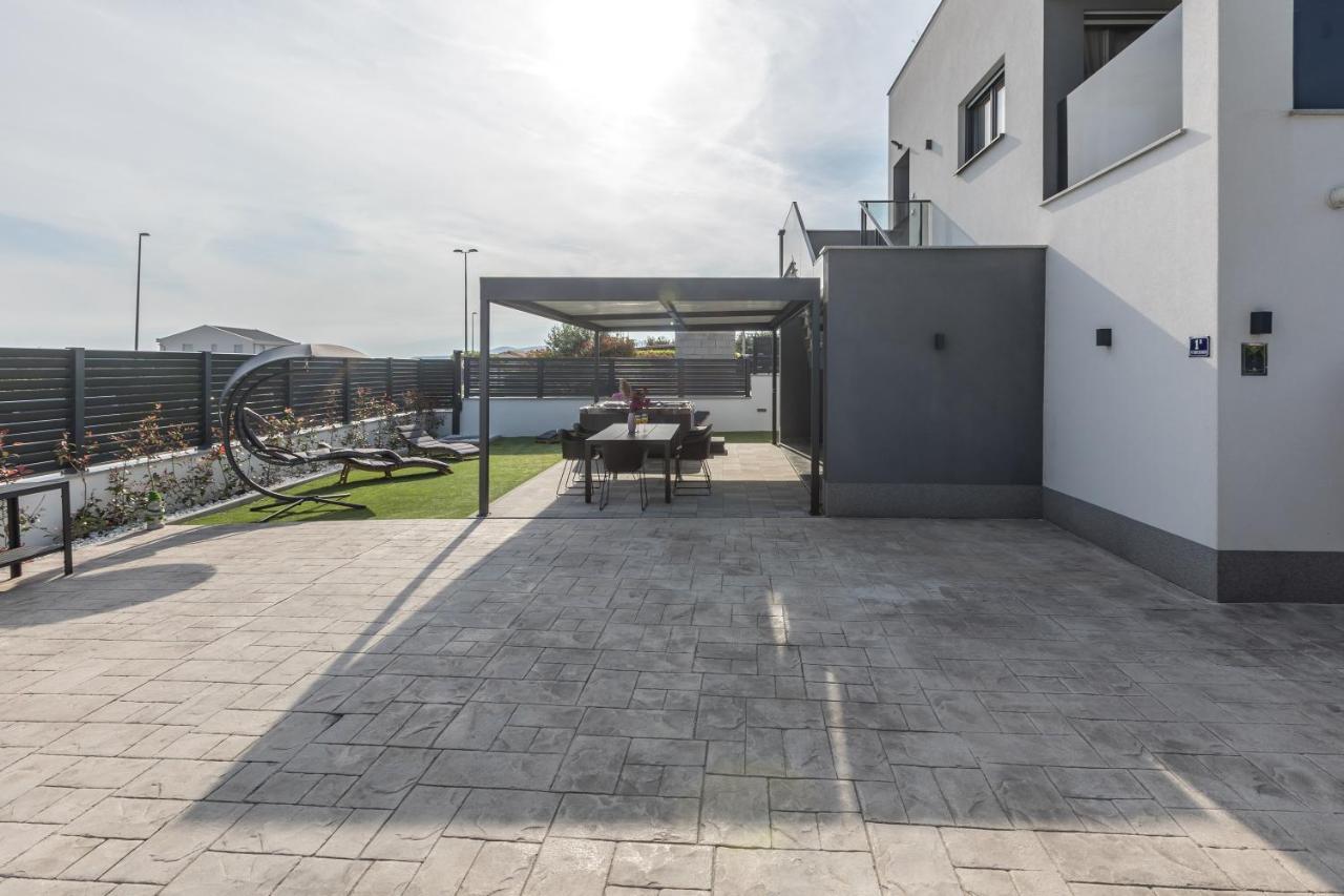 Luxury Apartments Katarina Kaštela 外观 照片