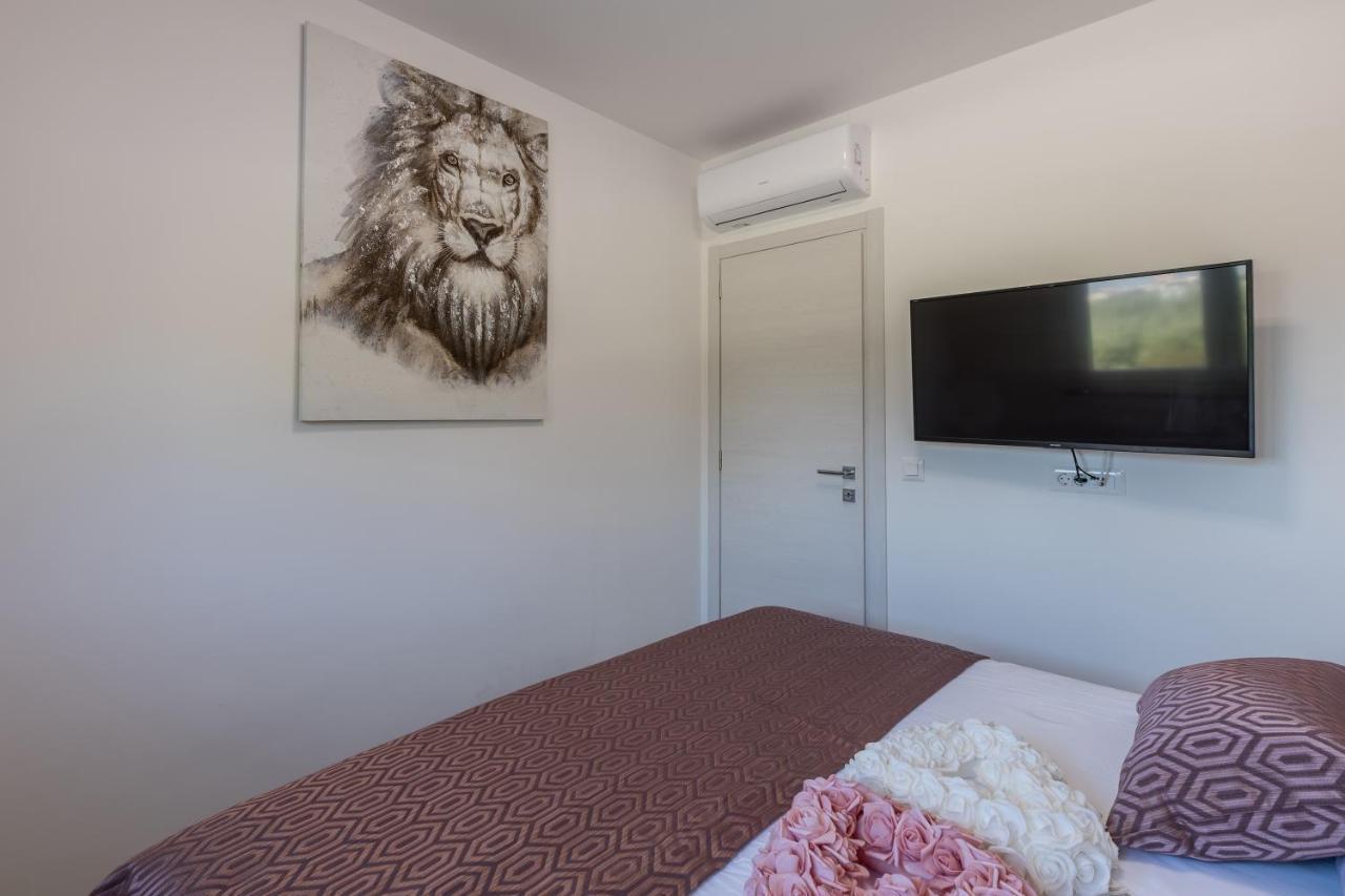 Luxury Apartments Katarina Kaštela 外观 照片
